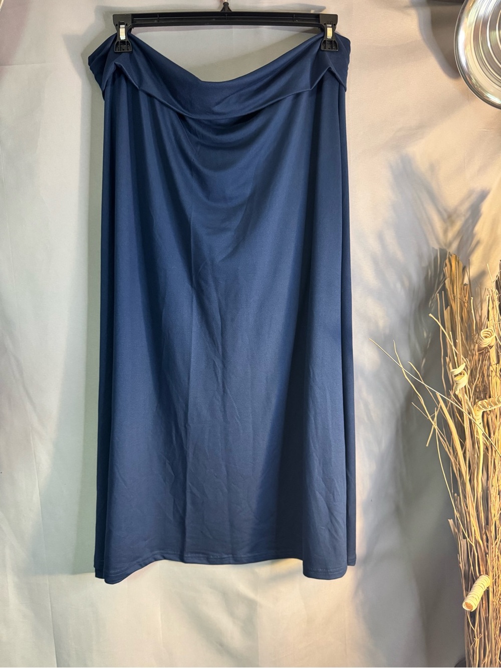 Elegant Navy Midi Skirt with Draped Waist
